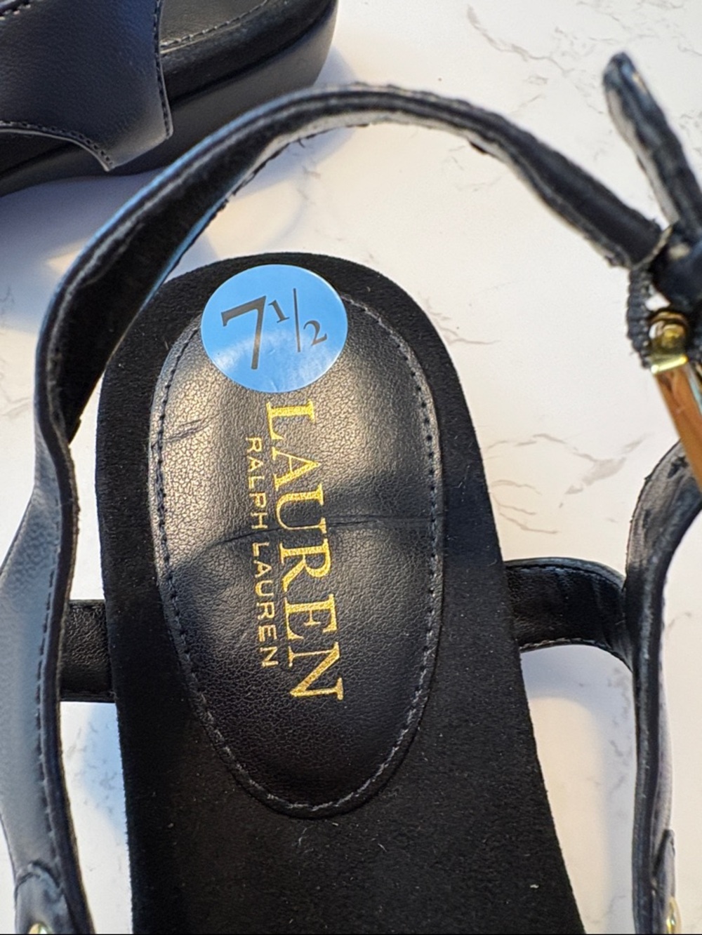 Lauren Ralph Lauren NWT Black T-Strap Sandals with Gold Accent size 7.5 Kacy - Picture 3 of 8